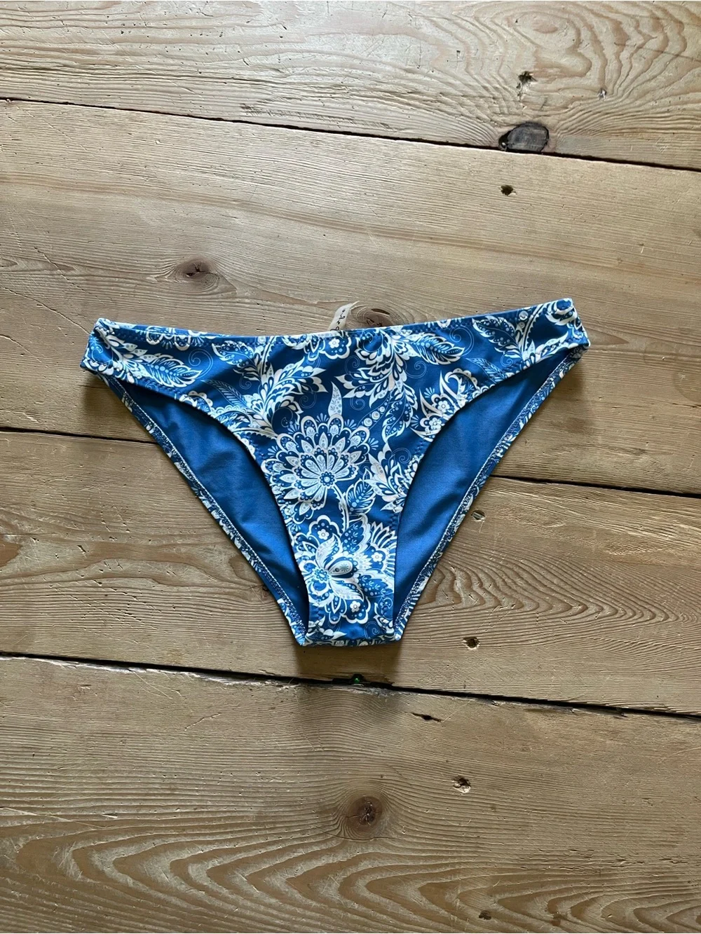 Cupshe Navy Paisley Trim Bikini Bottoms